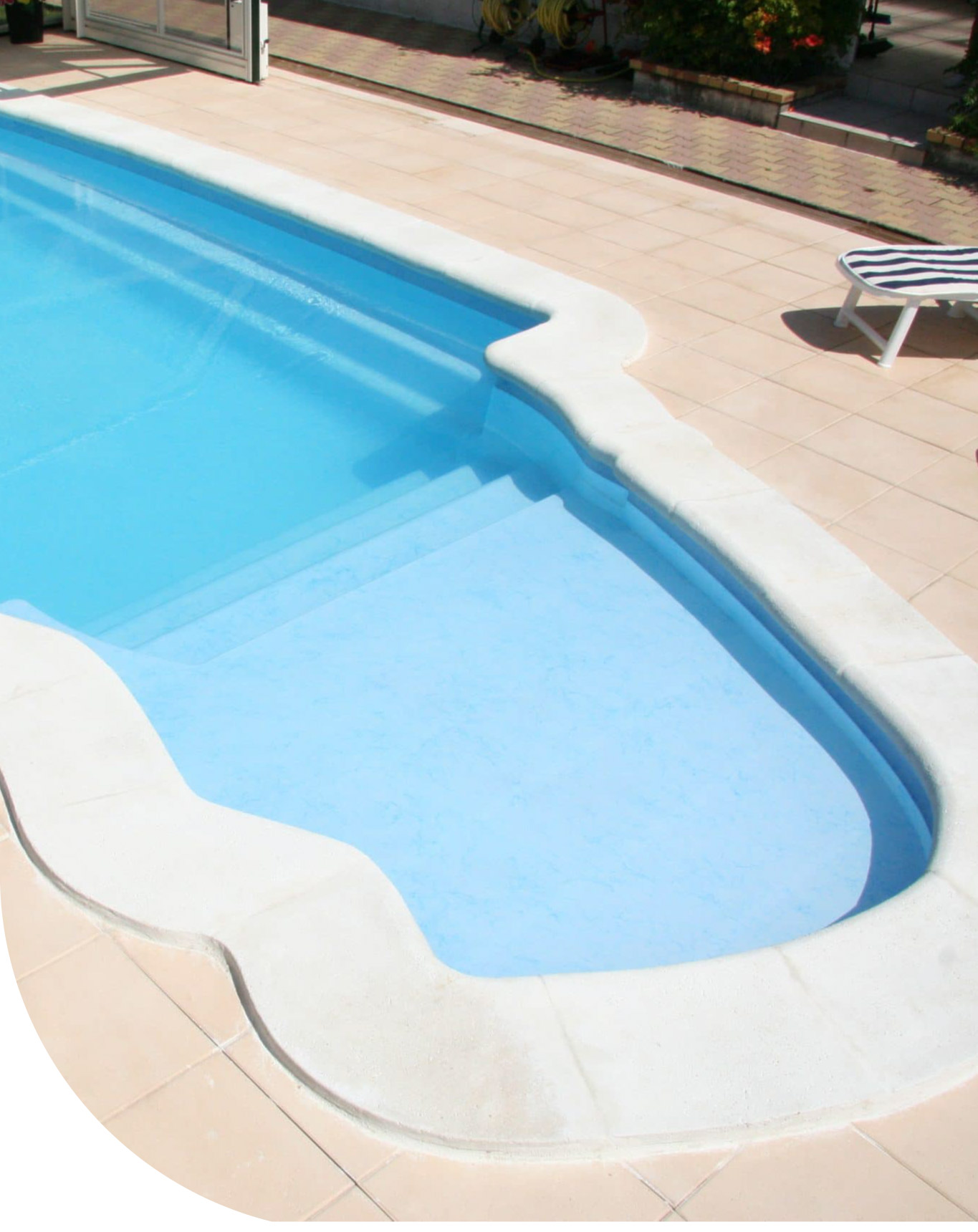 piscina de poliester en valencia